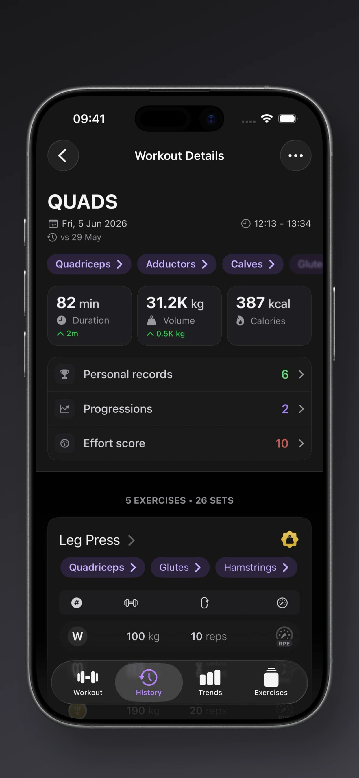 Workout details screen with richer metric cards, personal records, progressions, and effort score
